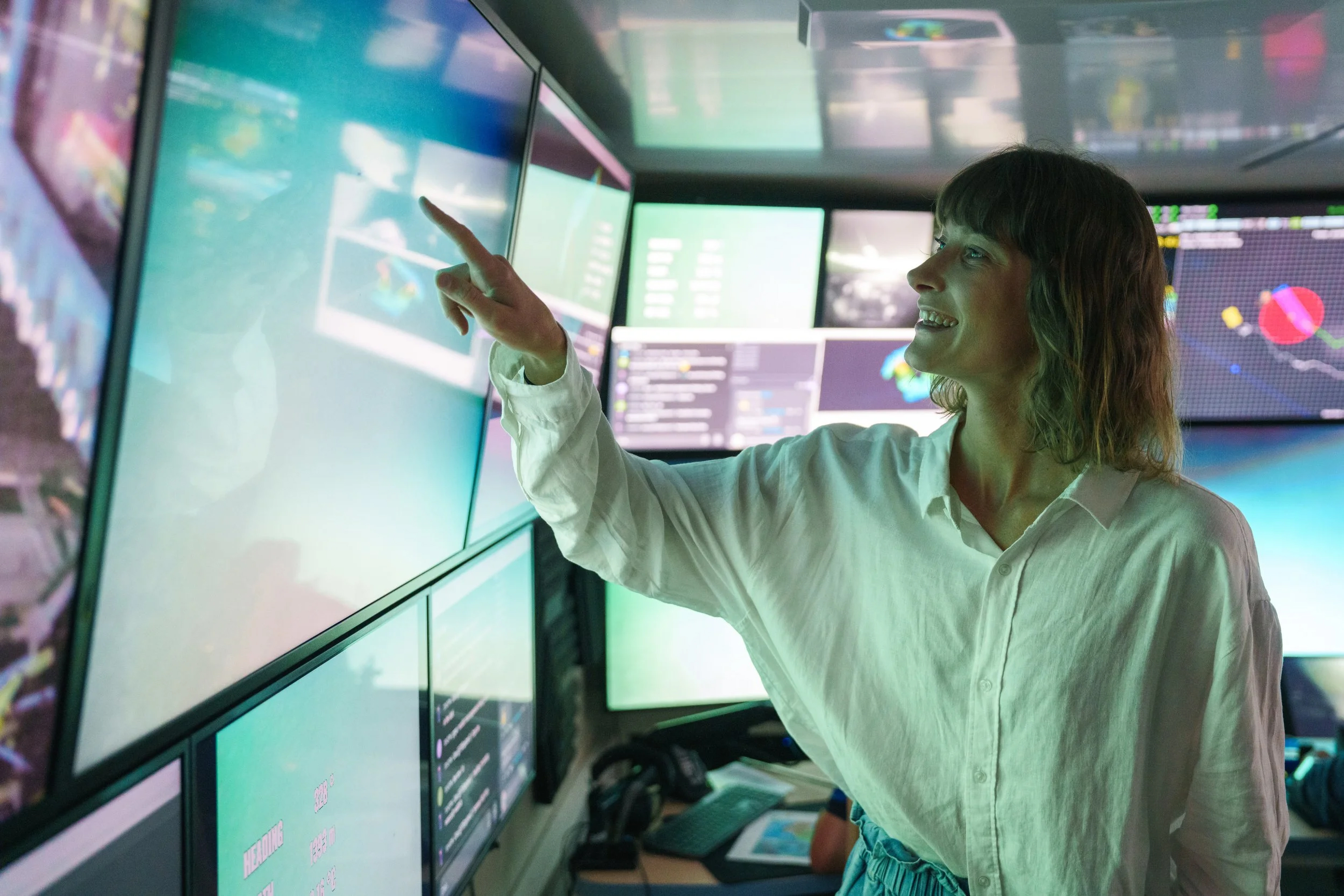 Dr Paige Maroni analysing data on Secret Atlas expedition