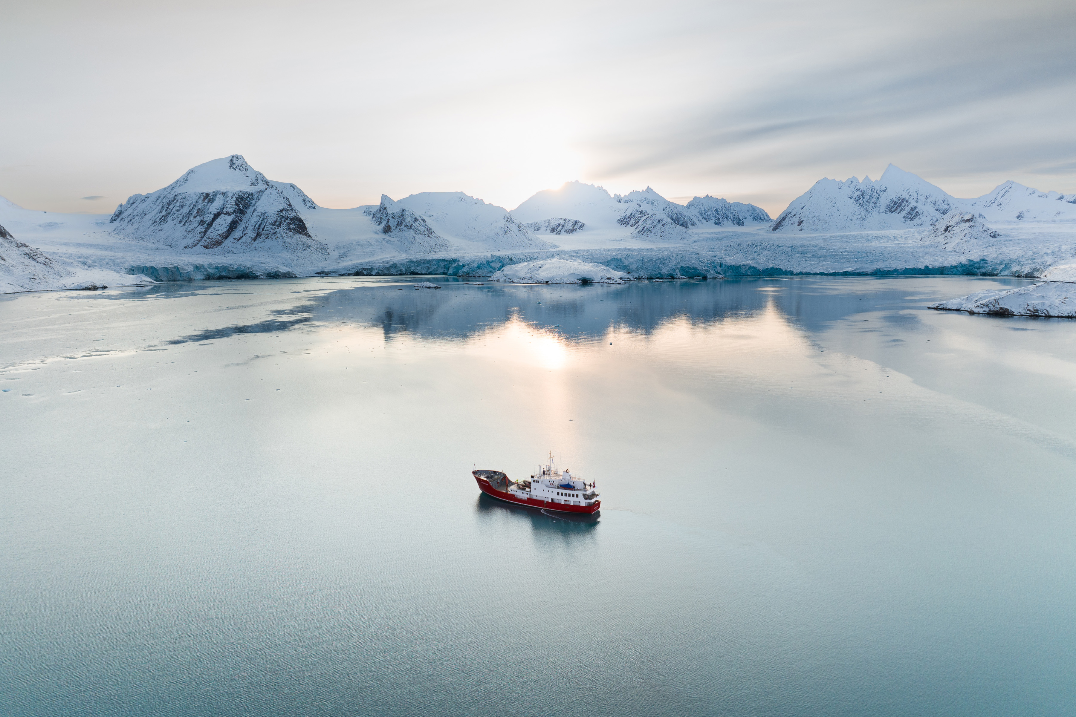 small ship expedition vikingfjord