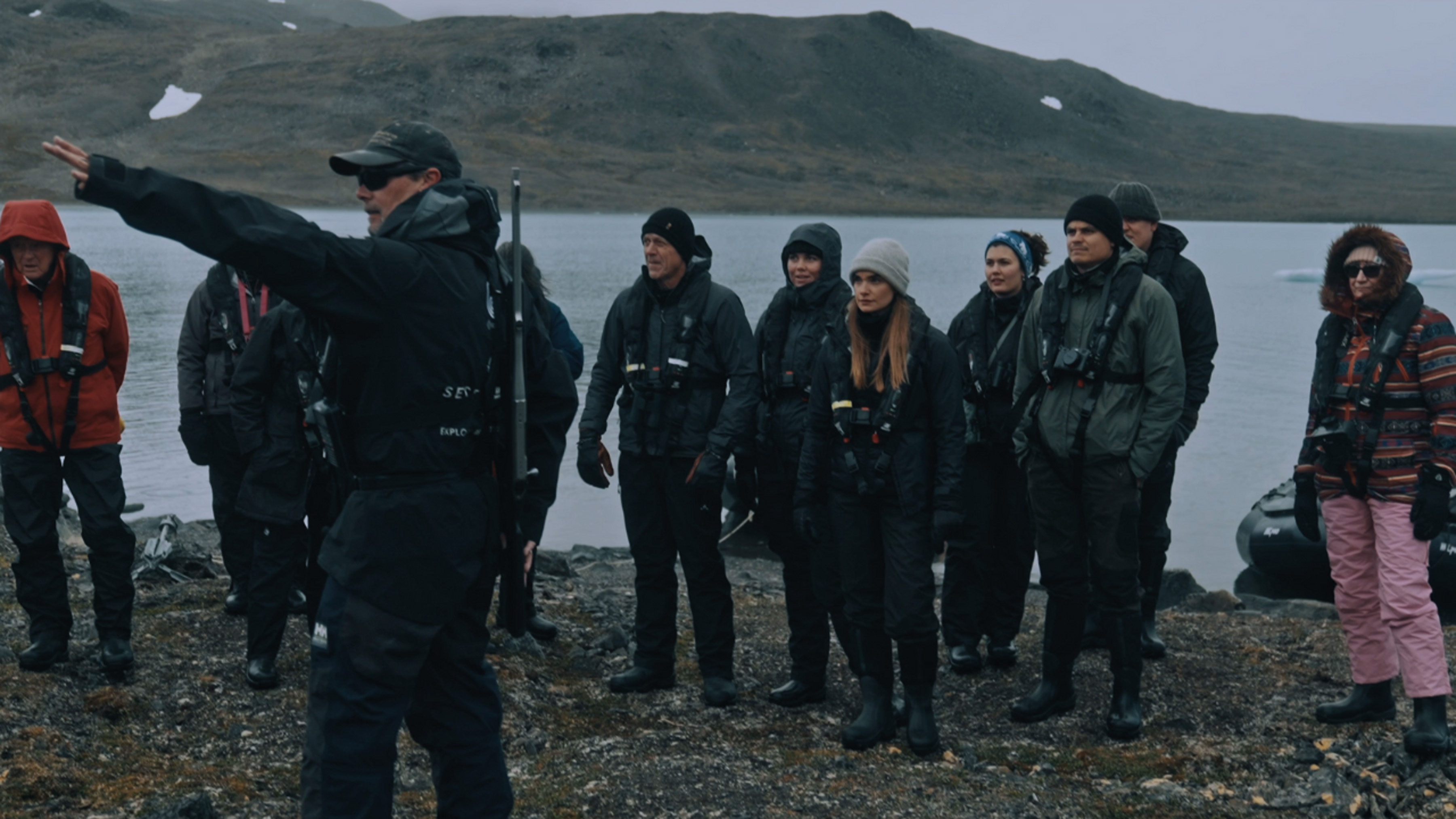 dear explorers guest on svalbard